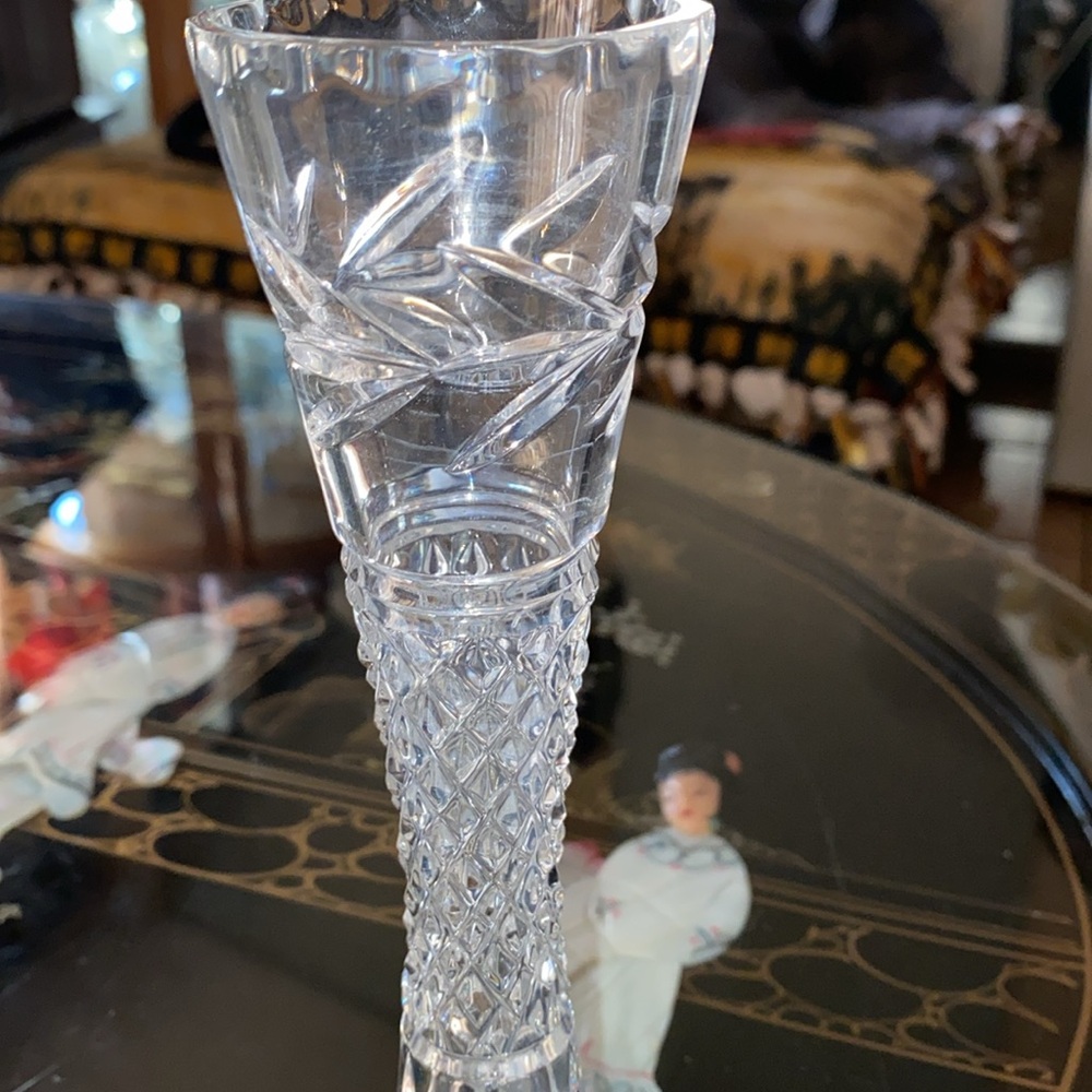 Vintage Galway Irish Crystal “Clifden” Bud Vase (24% lead crystal) - Picture 4 of 4